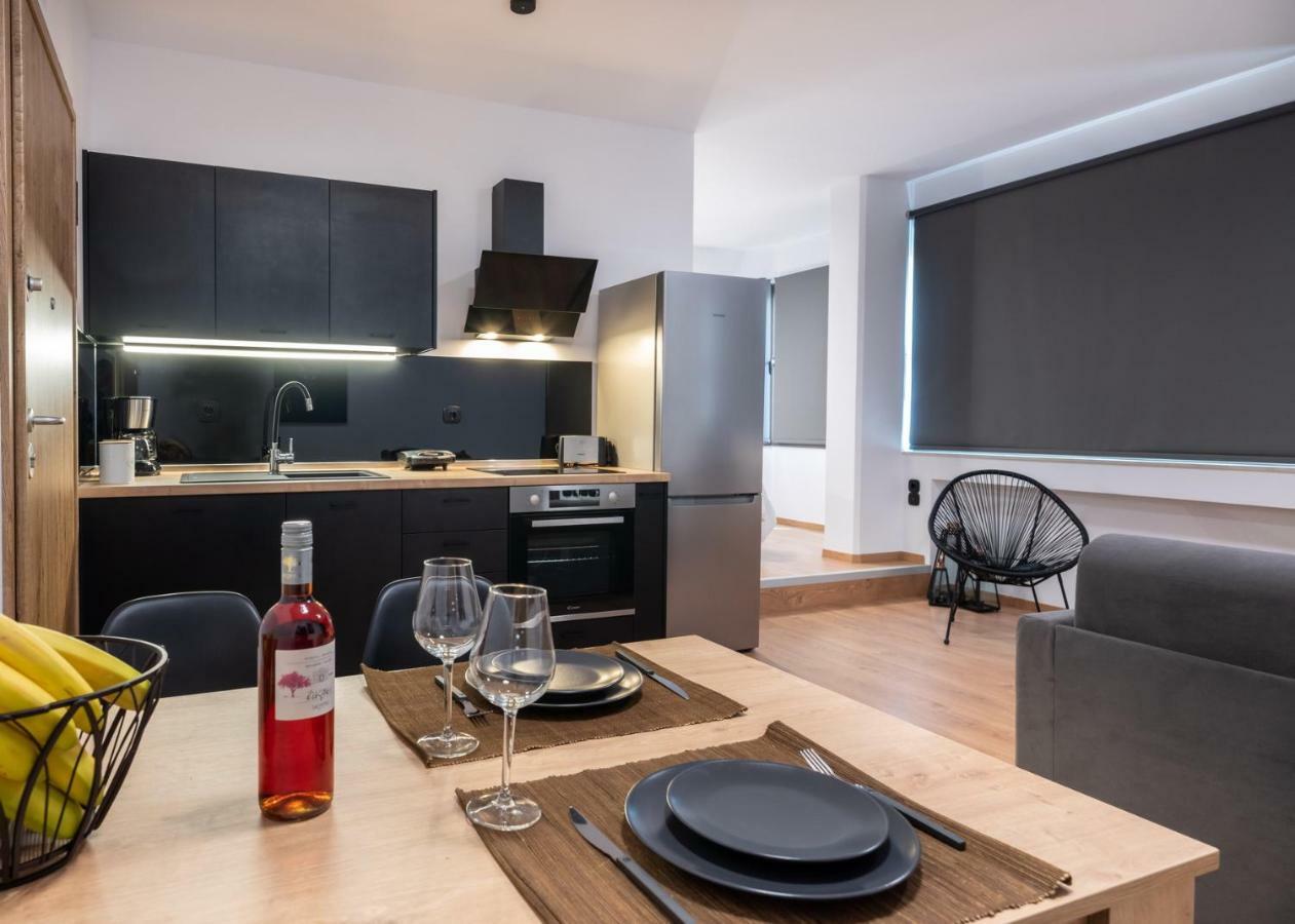 Elegant Urban Apartment Iraklio Eksteriør billede